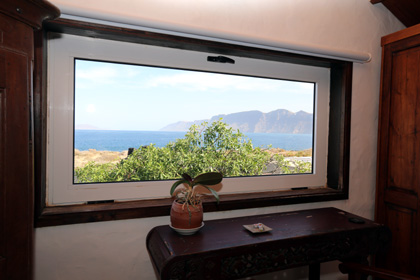 Lanzarote, Casa Dominique: view from the bedroom 