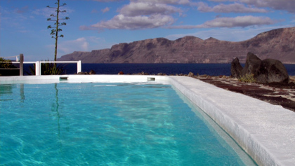Casa Dominique - La piscine et le risco de Famara